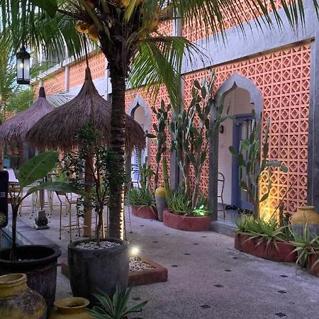 Sunflower Stay And Surf Canggu Exterior foto