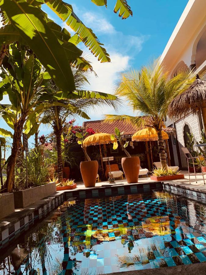 Sunflower Stay And Surf Canggu Exterior foto