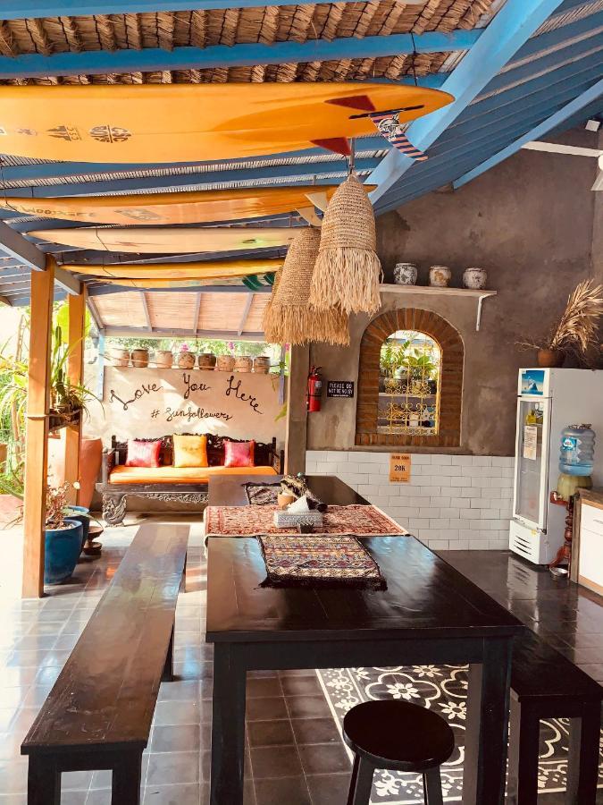 Sunflower Stay And Surf Canggu Exterior foto